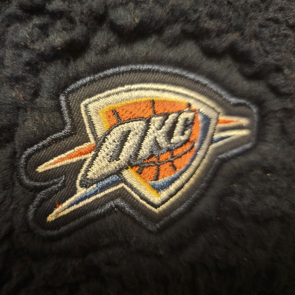 NWT Oklahoma City Thunder One-piece.  Size:6-9M - Picture 3 of 7